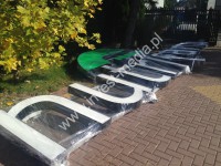 duży napis podświetlany ledami duży napis podświetlany ledami